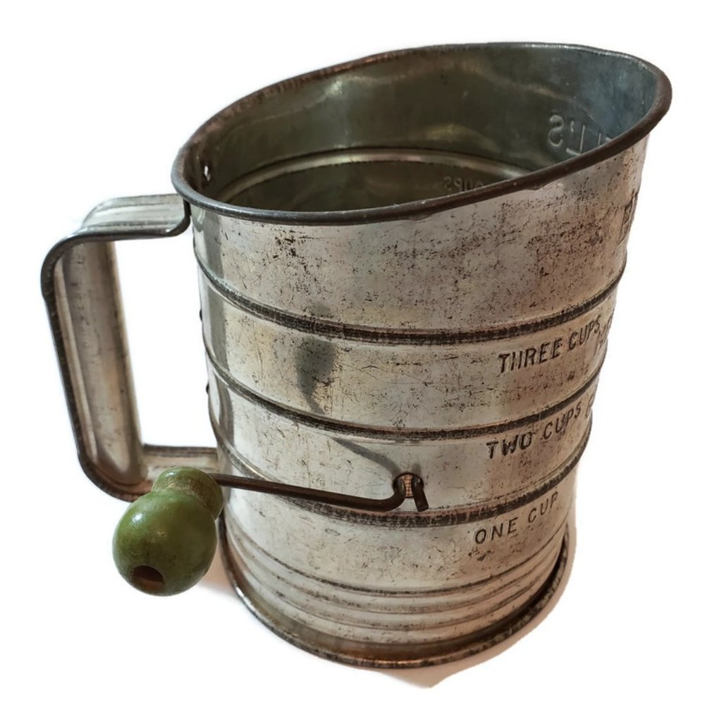 Bromwell's Flour Measuring Sifter Green Hdl 3 cup